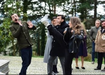 Aslı Enver setten paylaştı! ‘Zeyna’ yorumları geldi