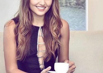 Hande Erçel yeni Instagram hesabı açtı