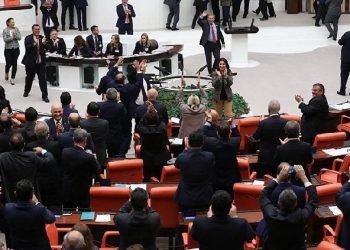 EYT düzenlemesine 3 partiden destek