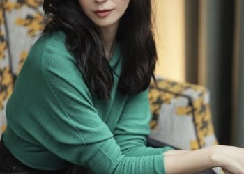 Ahu Yağtu Efe Dursun ile birlikte