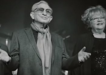 İsim isim Erdoğan’ın paylaştığı klipte yer alan tiyatrocular