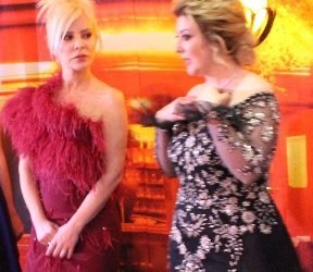 Ömür Gedik’ten kaynana pozu