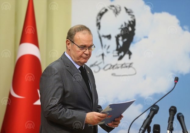 Faik Öztrak