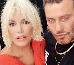 Ajda Pekkan Magnum’un yüzü oldu