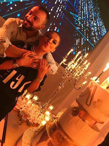 demet akalın okan kurt