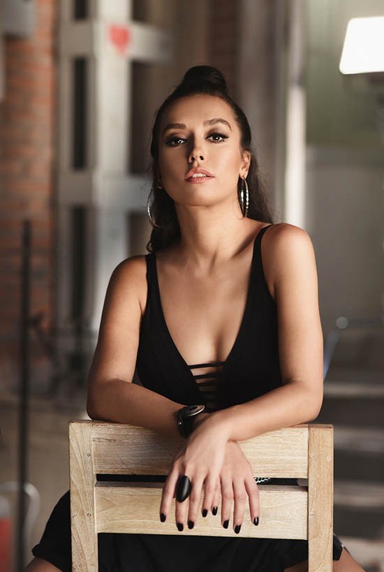 Tugba Yurt Un Eski Sevgilisine Hapis Sadece Haber
