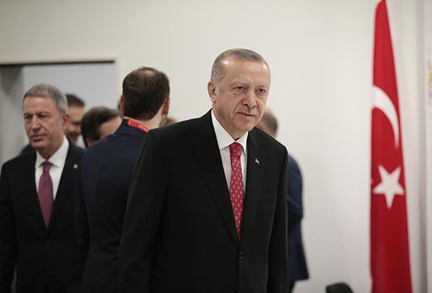 Türkiye Cumhurbaşkanı Recep Tayyip Erdoğan G20 Osaka Liderler Zirvesi kapsamında, Almanya Başbakanı Angela Merkel'i kabul etti.  ( Metin Aktas - Anadolu Ajansı )