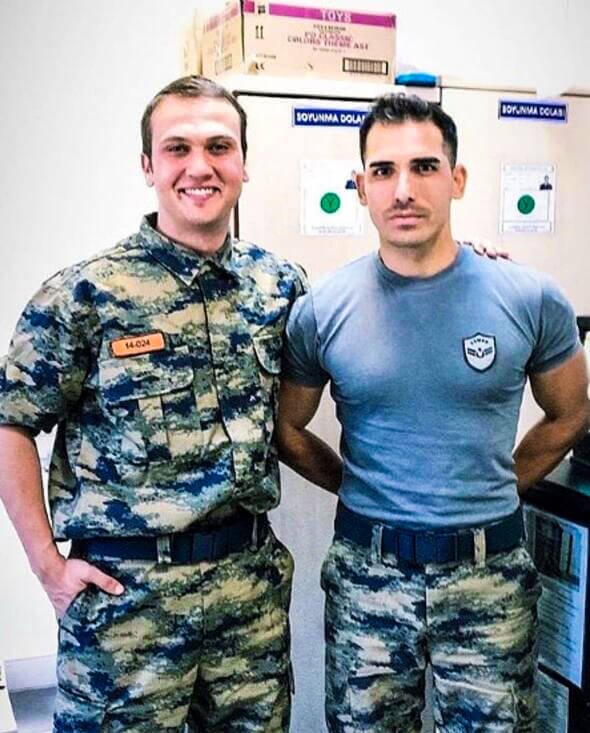 aras-bulut-iynemli-asker-2