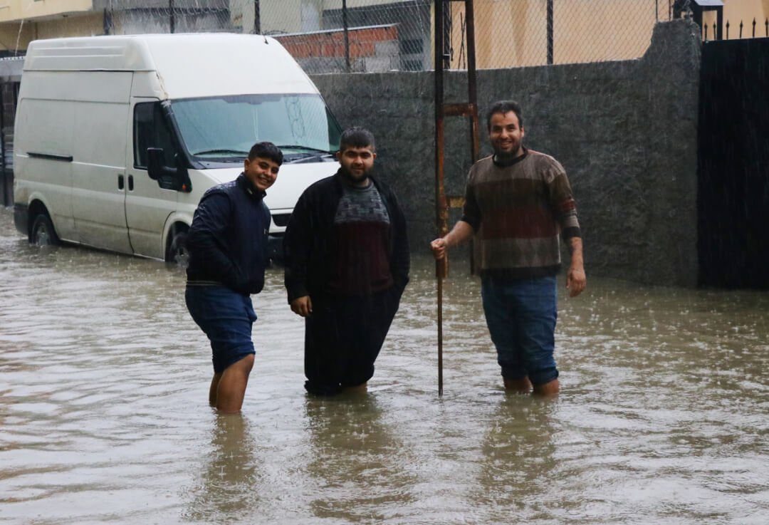 Adana’da okullar sağanak nedeniyle tatil edildi