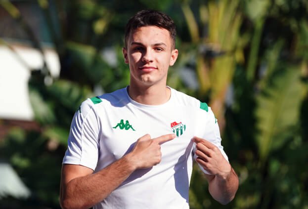 Bursaspor'un yıldızı Atanasov: İlk hedef Süper Lig