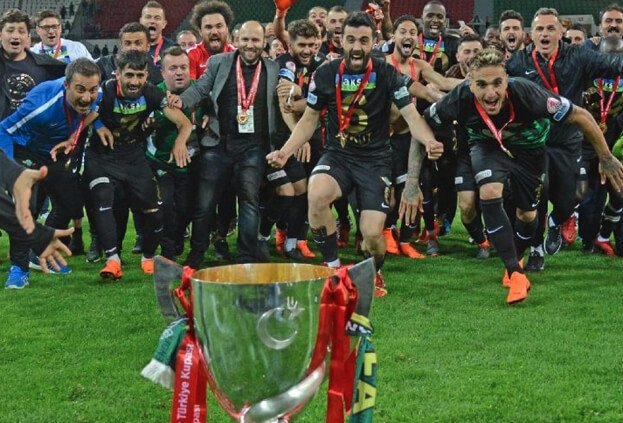 Türkiye Kupası şampiyonu Akhisarspor’a transfer engeli!