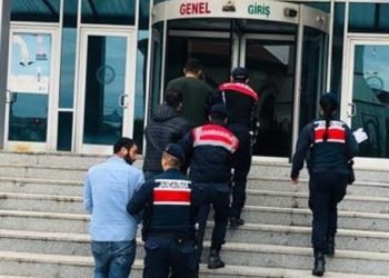 Mersin'de hırsızlık iddiasıyla 3 kişi gözaltında
