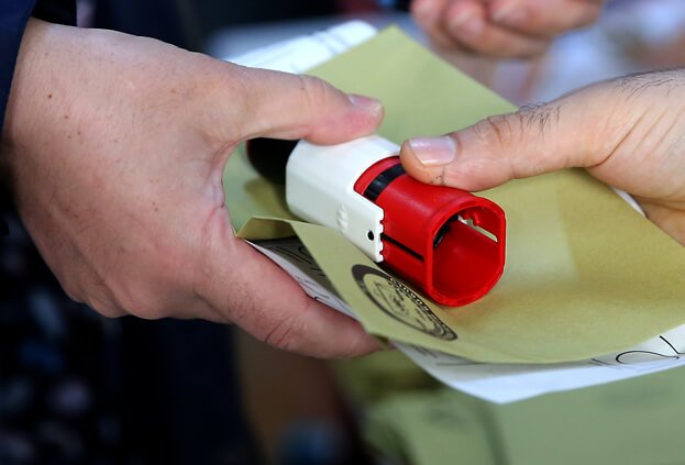 Sadi Güven: YSK biyometrik kimlik uygulamasına hazır