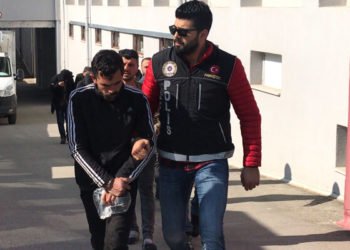 Adana'da uyuşturucu operasyonu: 8 şüpheli yakalandı