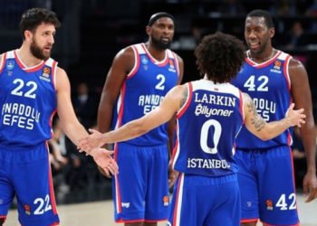 Anadolu Efes, Litvanya temsilcisi Zalgiris'i konuk edecek