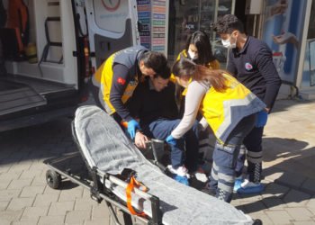 Denizli'de baba oğul arasındaki tartışma silahlı yaralamayla bitti