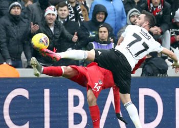 Sergen Yalçın: Skor iyi oyunu geliştirmeliyiz