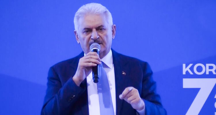 Binali Yıldırım: Çılgınlık yapmak isteyen bedelini öder