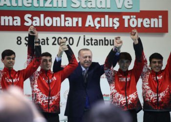 Cumhurbaşkanı Erdoğan Burhan Felek Atletizm Pisti'nin açılış töreninde konuştu