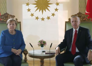 Merkel: Saldırılara son verin