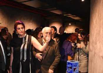 ‘Renklerin Sırrı’ sergisi Üsküdar Nevmekân Sahil’de