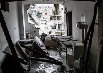 Rus savaş uçakları 2 hastaneyi hedef aldı