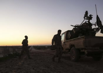 İdlib'te ılımlı muhalifler, rejim güçlerinin hatlarını aşmayı başardı