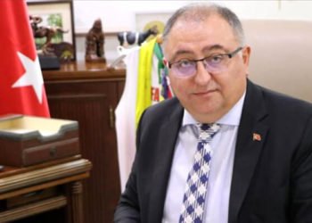 Vefa Salman görevden uzaklaştırıldı, CHP 'kabul etmiyoruz' dedi