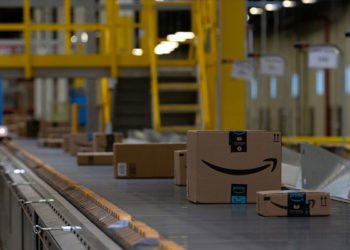 Amazon, korona nedeniyle 100 bin kişiyi işe alacak