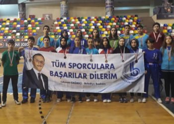 Bağcılar Belediyesi Wushu Kung-fu takımı 20 madalya kazandı