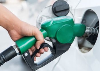 Resmileşti! İşte indirim sonrası benzin ve motorinde yeni fiyatlar