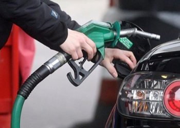 Benzinde bir indirim daha!