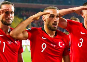 A Milli Takım'da Cenk Tosun şoku!
