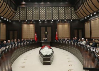 Cumhurbaşkanlığı Külliyesi'nde Kovid-19 toplantısı