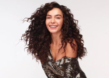 Oyuncu Ebru Şahin’den koronavirüs çağrısı!