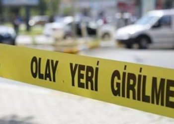 Arnavutköy'de valiz içinde erkek cesedi bulundu