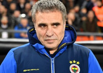 Fenerbahçe'de Ersun Yanal ile yollar ayrıldı