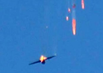 Esed rejimine bir darbe daha: Savaş uçağı düşürüldü