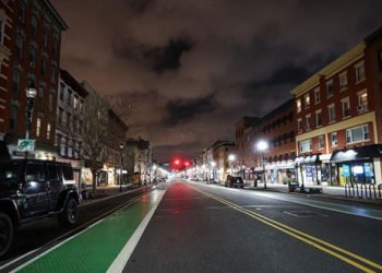 40 milyon kişiye 'evde kal emri' çıkarıldı