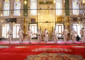 Fatih Belediyesi dezenfeksiyon çalışmaları sürüyor