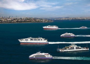 İstanbul'da deniz otobüsü ve feribot seferleri durduruldu