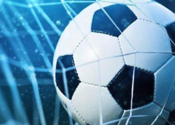 Yabancı futbolcular, FIFPro’ya şikayet etti!