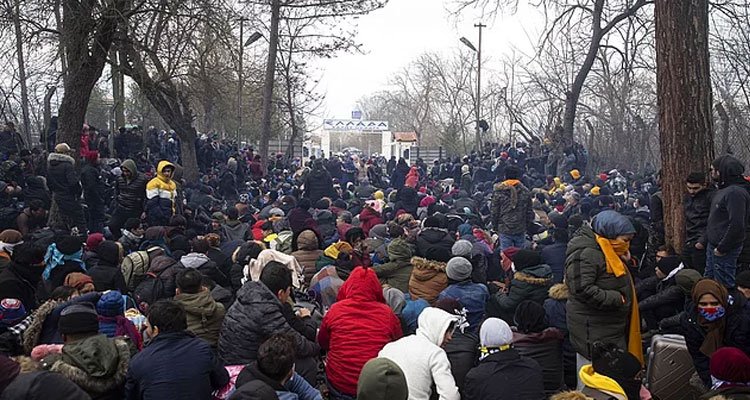 “Yunanlıların sığınmacılar için gizli yeri: ’Hayvanlar gibiyiz’”