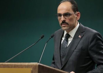 Koronavirüs kararları! Okullar tatil, maçlar seyircisiz