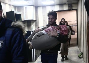 İdlib'deki sivil yerleşimlere saldırı: 12 ölü