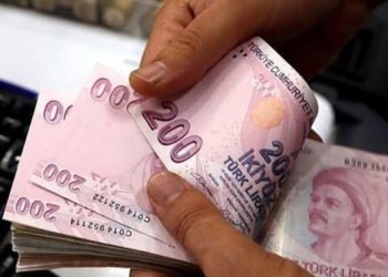 Emeklilere Ramazan Bayramı ikramiyeleri erken ödenecek