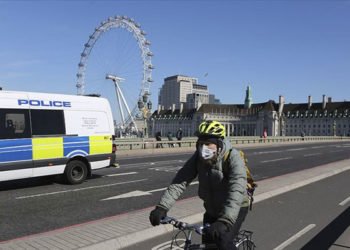 İngiltere’de sokağa çıkmaya sınırlandırma