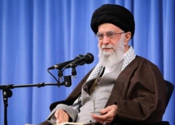 İran lideri Hamaney'den açıklama: "Zorunlu olmadıkça yolculuğa çıkmak caiz değildir"