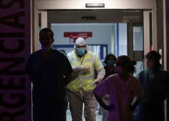 İtalya koronavirüsten 24 saatte 969 ölü