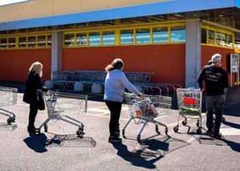 İtalya'da alışverişte tek-çift dönemi